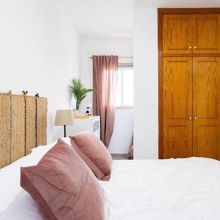 Eden Rentals 103 Surfy Stylish Bed&Coffee Room غراناديا دي أبونا المظهر الخارجي الصورة